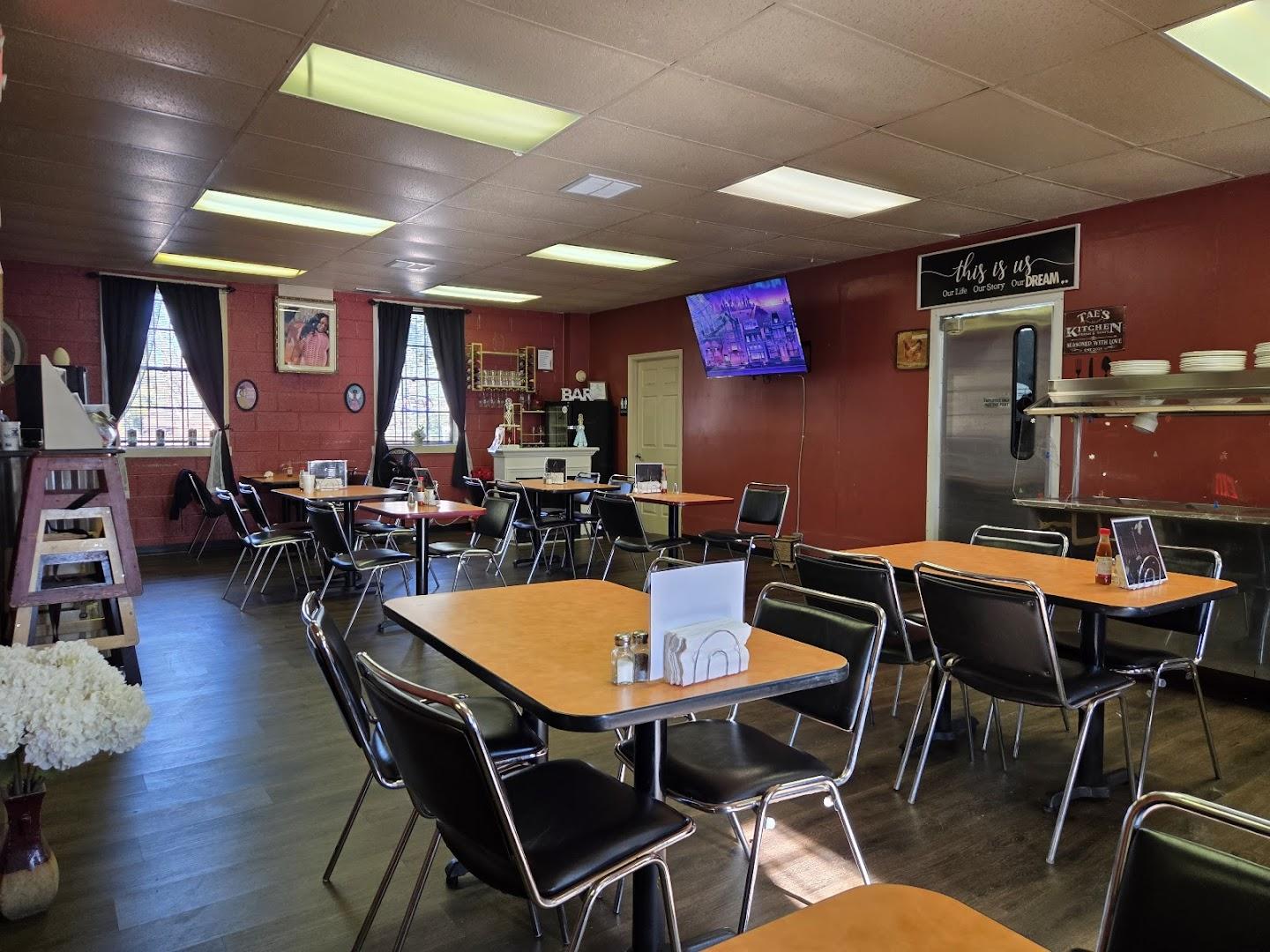 Tae's Soul Food Restaurant